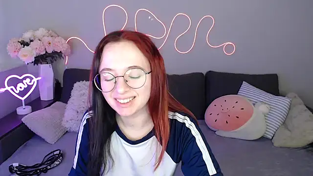 Mini Diva online show from 11.08.25