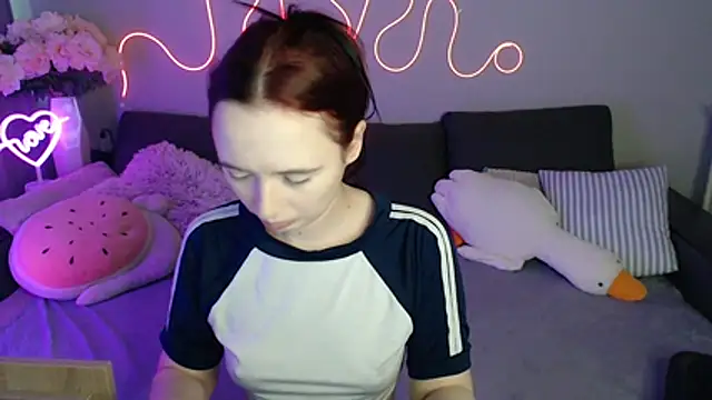 Mini Diva online show from 06.09.26