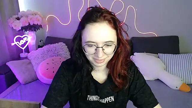 Mini Diva online show from 06.22.26
