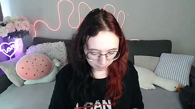 Mini Diva online show from 07.03.26