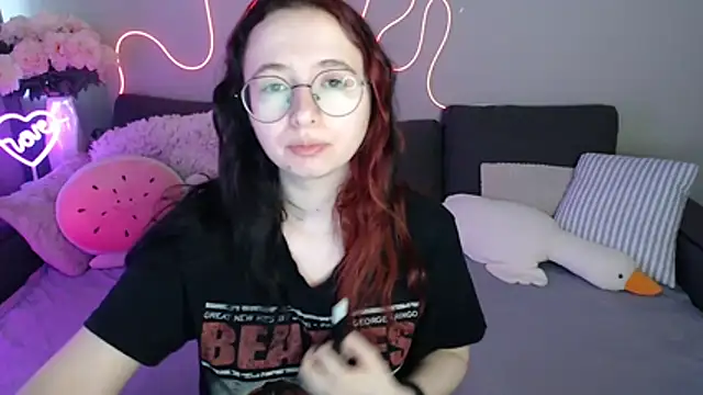 Mini Diva online show from 07.04.26
