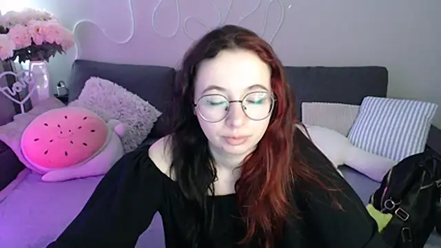 Mini Diva online show from 07.06.26
