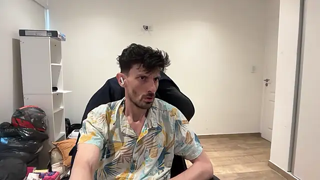 nicolaaaaas online show from 11.26.25