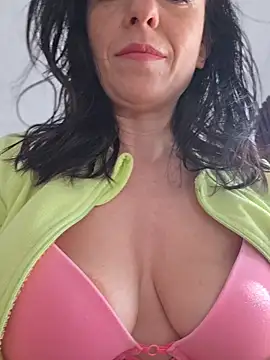 lovewildguy1 online show from 04.27.26