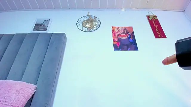 Snapshot of bathory_vamps chatting on 02.28.25 bathory vamps online show from 02.28.25