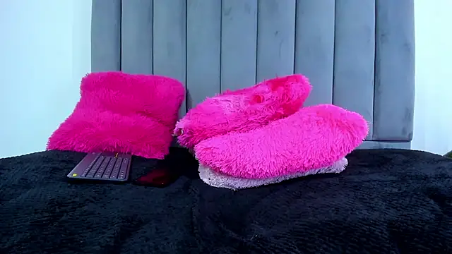 Snapshot of bathory_vamps chatting on 03.14.25 bathory vamps online show from 03.14.25