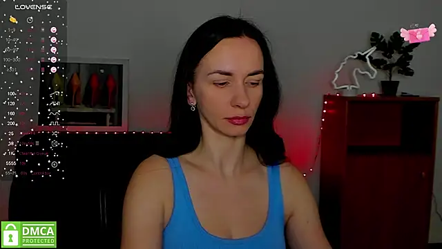 Snapshot of annakillianox chatting on 02.02.25 annakillianox online show from 02.02.25