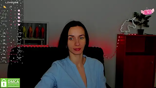 Snapshot of annakillianox chatting on 02.07.25 annakillianox online show from 02.07.25