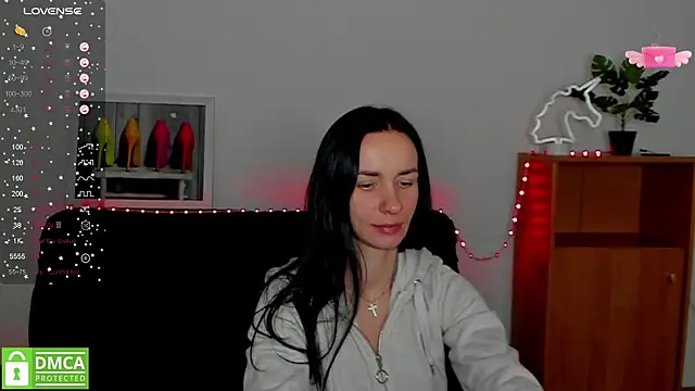 Snapshot of annakillianox chatting on 02.11.25 annakillianox online show from 02.11.25