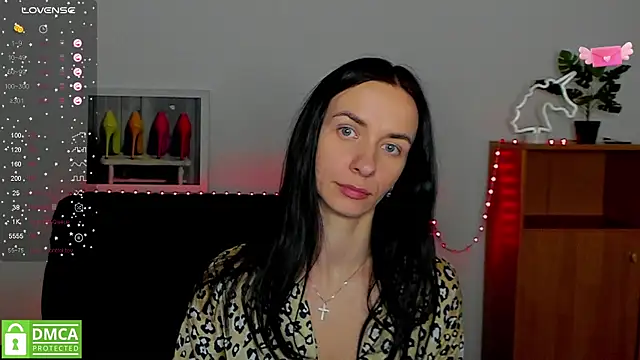 Snapshot of annakillianox chatting on 02.16.25 annakillianox online show from 02.16.25