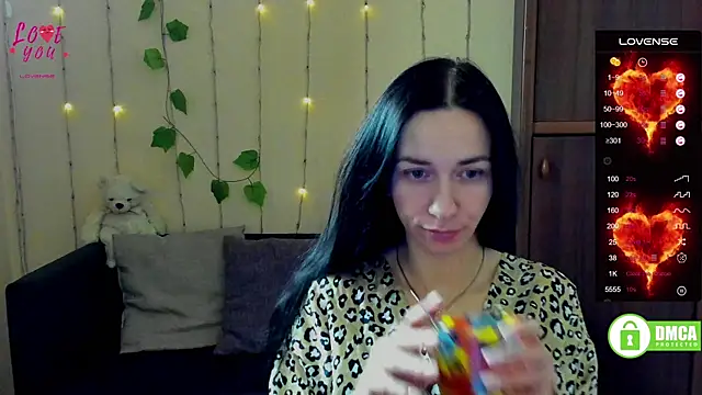 Snapshot of annakillianox chatting on 02.25.25 annakillianox online show from 02.25.25