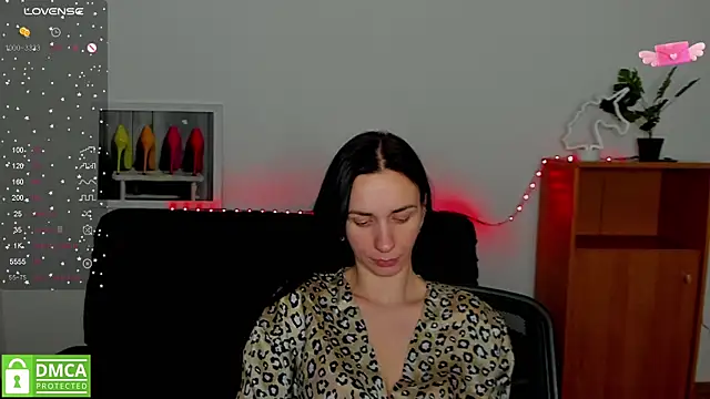 Snapshot of annakillianox chatting on 03.18.25 annakillianox online show from 03.18.25