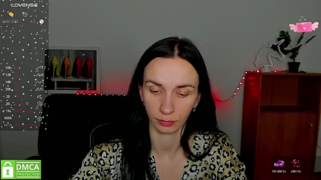 Snapshot of annakillianox chatting on 03.18.25 annakillianox online show from 03.18.25