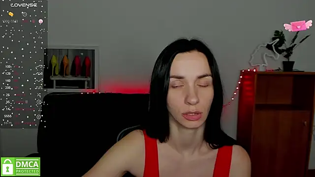 Snapshot of annakillianox chatting on 03.19.25 annakillianox online show from 03.19.25