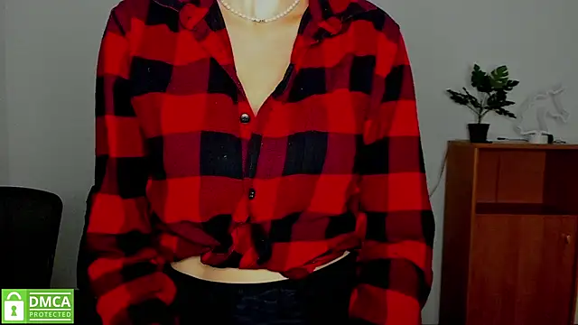 Snapshot of annakillianox chatting on 09.28.25 annakillianox online show from 09.28.25