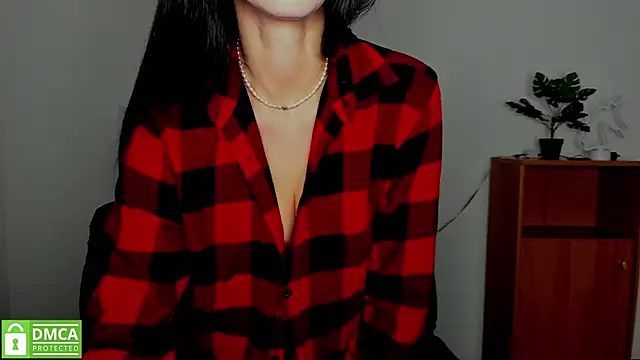 Snapshot of annakillianox chatting on 10.21.25 annakillianox online show from 10.21.25