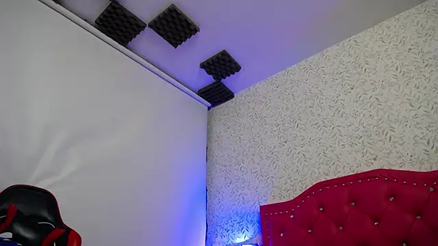 luly pink online show from 12.20.25