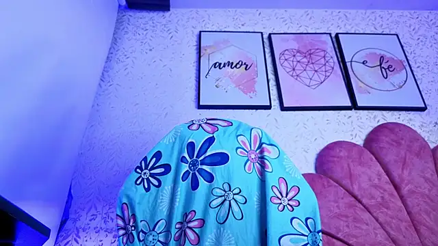 luly pink online show from 07.09.26