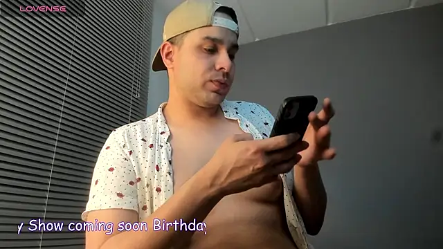Latin boy surprisee online show from 05.20.26