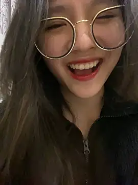 Snapshot of Krixxi22 chatting on 02.25.25 Krixxi22 online show from 02.25.25