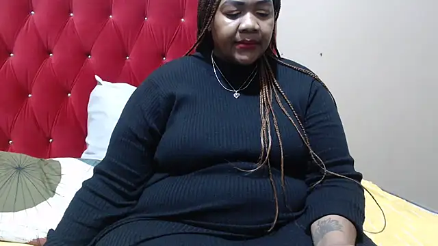 Snapshot of MIGHTYASSS chatting on 10.31.25 MIGHTYASSS online show from 10.31.25