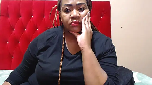 Snapshot of MIGHTYASSS chatting on 11.07.25 MIGHTYASSS online show from 11.07.25