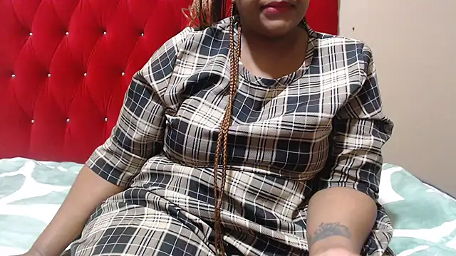 Snapshot of MIGHTYASSS chatting on 11.10.25 MIGHTYASSS online show from 11.10.25