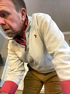 Snapshot of Realybigdill chatting on 12.01.25 Realybigdill online show from 12.01.25