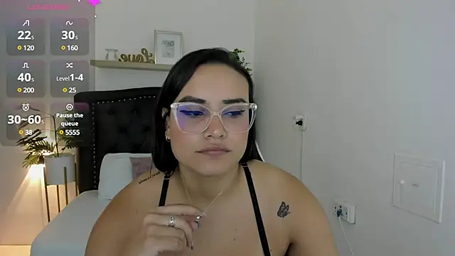 zoe danae  online show from 01.24.25