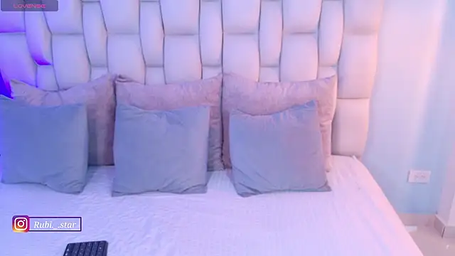 Snapshot of rubi_star chatting on 03.12.26 rubi star online show from 03.12.26