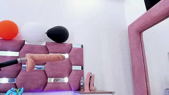 Snapshot of Daliana_Beck chatting on 01.16.25 Daliana Beck online show from 01.16.25