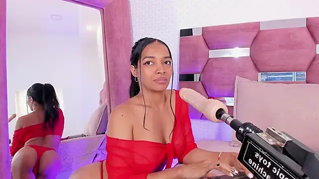 Snapshot of Daliana_Beck chatting on 02.08.25 Daliana Beck online show from 02.08.25