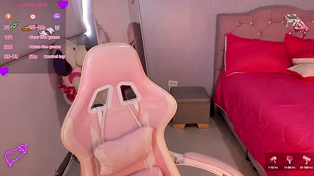 Kenia tompson01 online show from 01.25.25