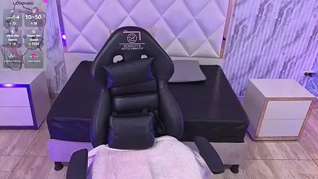 Mellani tay online show from 12.21.25