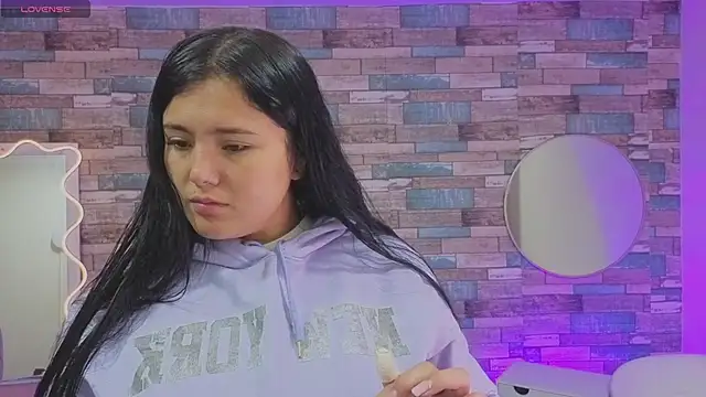 Mellani tay online show from 02.25.26