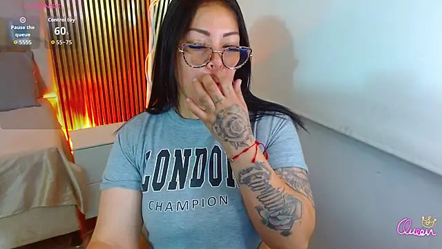 martinna tay online show from 04.23.26