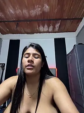 Snapshot of Rubi_boobs_ chatting on 05.05.26 Rubi boobs online show from 05.05.26