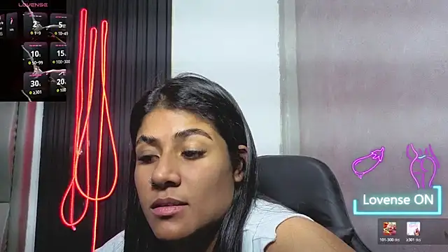 Snapshot of Rubi_boobs_ chatting on 05.31.26 Rubi boobs online show from 05.31.26