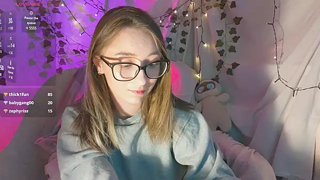 Snapshot of monlight__dana chatting on 12.03.24 monlight  dana online show from 12.03.24