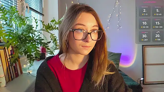 Snapshot of monlight__dana chatting on 12.27.24 monlight  dana online show from 12.27.24