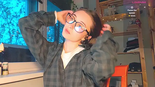 monlight  dana online show from 04.28.26