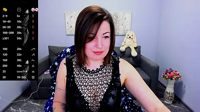 Emily Midlton online show from 10.11.25