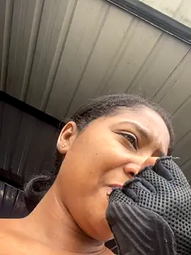 Snapshot of Berry_Bans chatting on 10.01.25 Berry Bans online show from 10.01.25