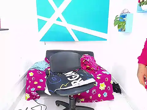 Mady Kolemam online show from 12.19.24