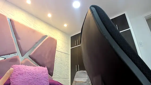 Charlotte Ice1 online show from 12.28.24