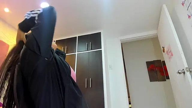 Charlotte Ice1 online show from 12.31.24