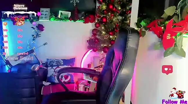 Snapshot of mariana_scott__ chatting on 12.22.24 mariana scott   online show from 12.22.24