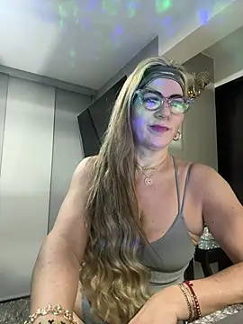 Snapshot of LARIANA_RIVERA23 chatting on 02.06.25 LARIANA RIVERA23 online show from 02.06.25