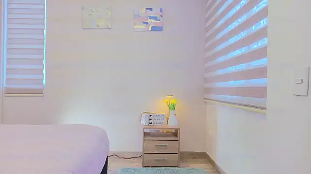 Miarouss3 online show from 03.04.25