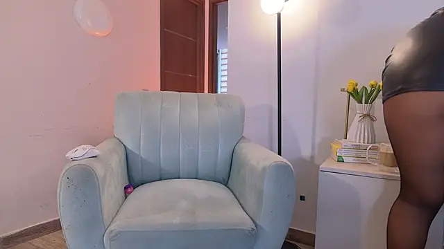 Miarouss3 online show from 09.24.25